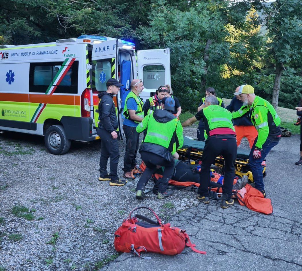 Doppio Intervento Del Soccorso Alpino A Santannapelago E Sulla Pista