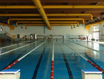 Piscina comunale di Reggio, chiusa la vasca da 50 metri: motivi di sicurezza