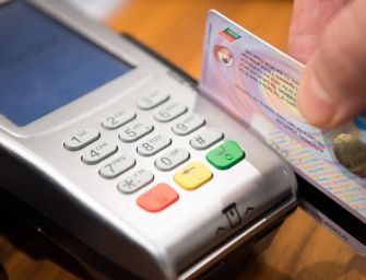 Reggio. Richiedente asilo ha 13 carte di credito