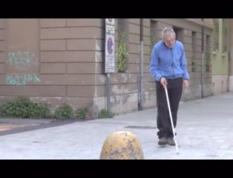 Reggio. Barriere architettoniche tra piazza Roversi e via Guasco