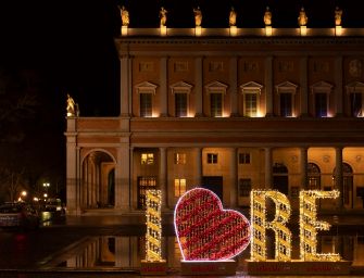 Capodanno al Valli con il musical e all’Ariosto con la commedia