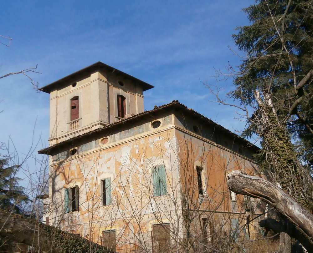 La villa di Ciro Menotti a Spezzano va in pezzi. Appello per