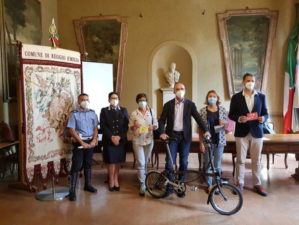 Sicurezza e Visibilità in bicicletta - FIAB Reggio Emilia Tuttinbici