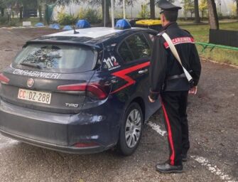 Canossa (Reggio). Con un’auto rubata svaligia due bar in una notte