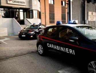 Modena. Va dai carabinieri con il cadavere della moglie nel baule