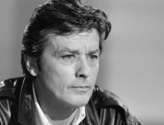 Morto a 88 anni Alain Delon, icona del cinema e di bellezza