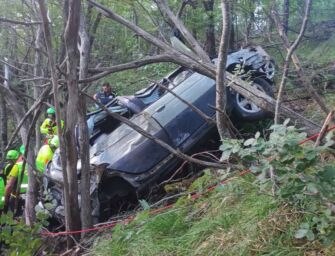 Fanano. Precipita in auto per 300 metri nella scarpata: è grave