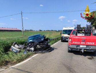 Incidente tra 2 auto tra Soliera e Cavezzo, tre feriti