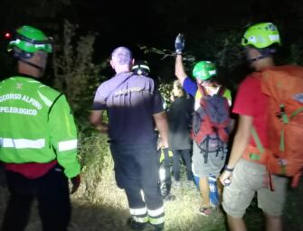 Due 20enni si perdono nel bosco, salvati