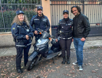 Modena. Gli rubano due volte lo scooter, ma la polizia locale lo ritrova